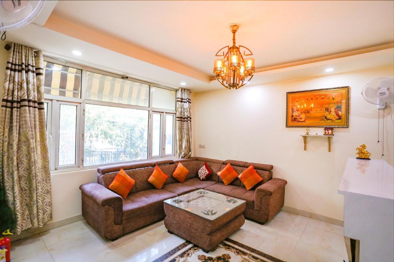 Fabhotel Jpm The Grand Bella - Nr Nehru Place Market Yeni Delhi Dış mekan fotoğraf